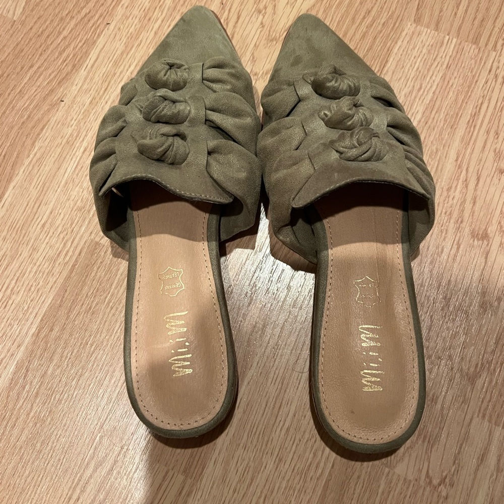 Mi.iM Olive Green Knotted Mules - Picture 2 of 4